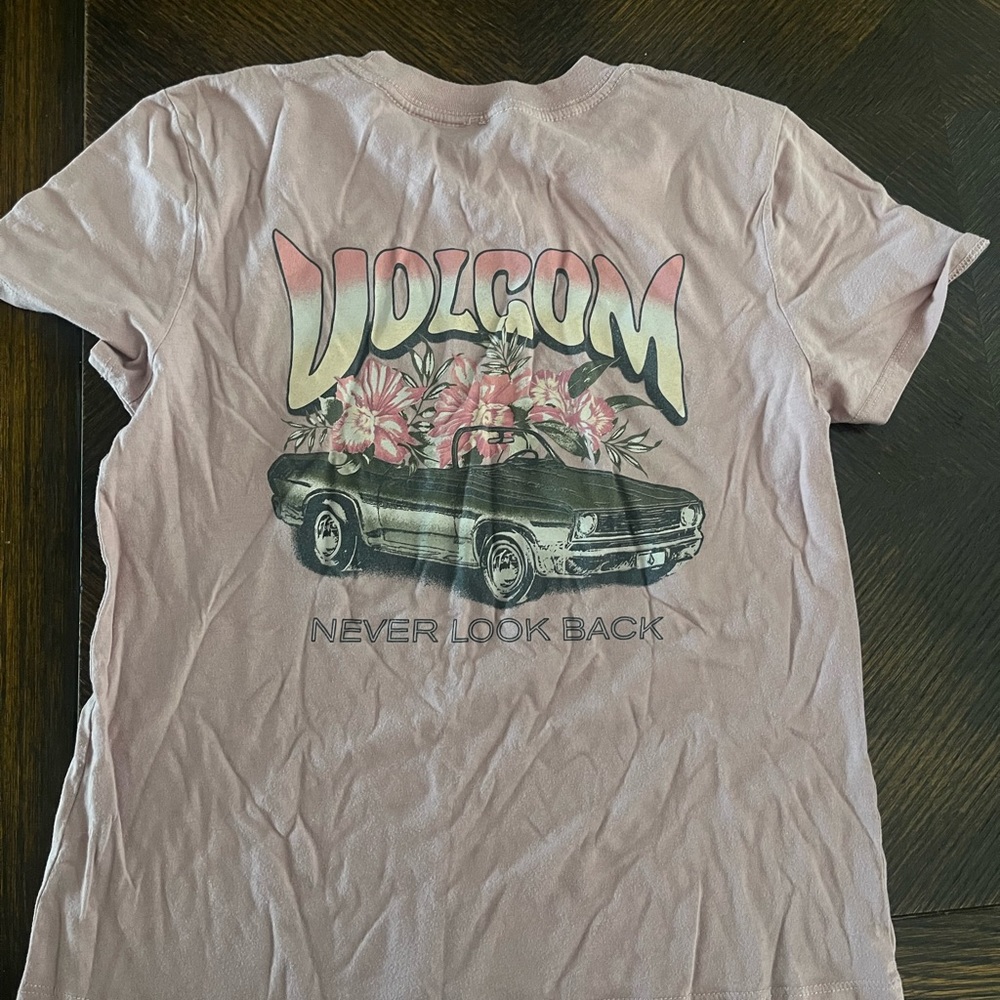 Women’s Volcom Shirt